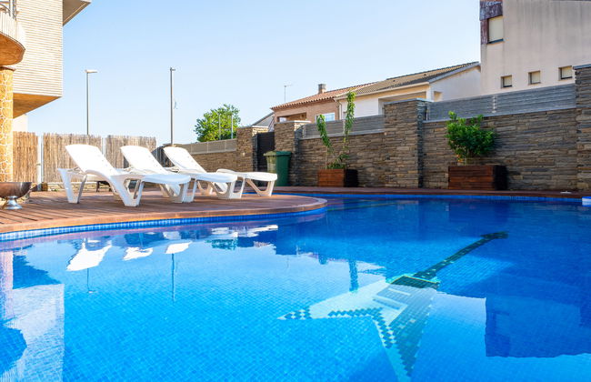 Casa de 6 quartos em Reus com piscina privada e jardim - Foto 70