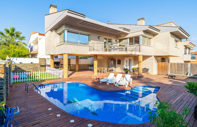 Casa de 6 quartos em Reus com piscina privada e jardim - Foto 66