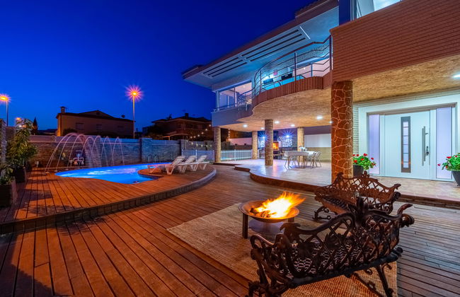 Casa de 6 quartos em Reus com piscina privada e jardim - Foto 68