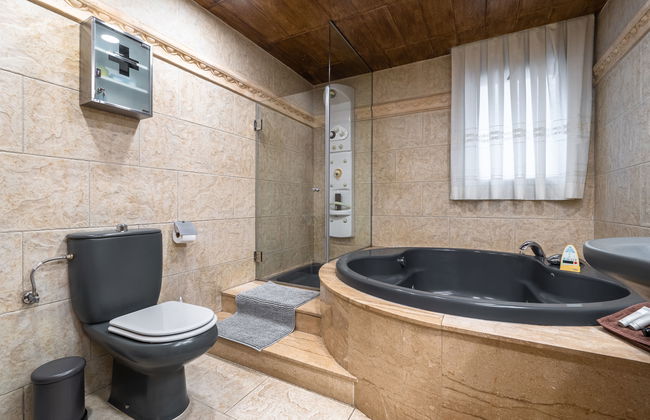 Casa de 6 quartos em Reus com piscina privada e jardim - Foto 41
