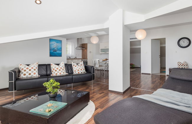 Casa de 7 quartos em Senj com piscina privada e jardim - Foto 41