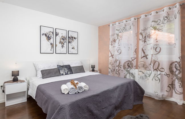 Casa de 7 quartos em Senj com piscina privada e jardim - Foto 31