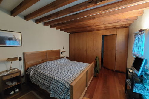Foto 5 - Haus mit 3 Schlafzimmern in Corniglio mit garten