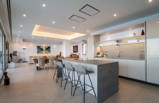 Casa de 7 quartos em Manilva com piscina privada e jardim - Foto 4