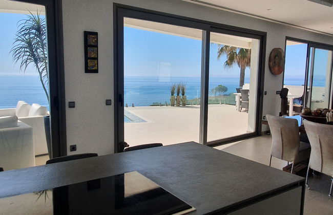 Casa de 7 quartos em Manilva com piscina privada e jardim - Foto 15