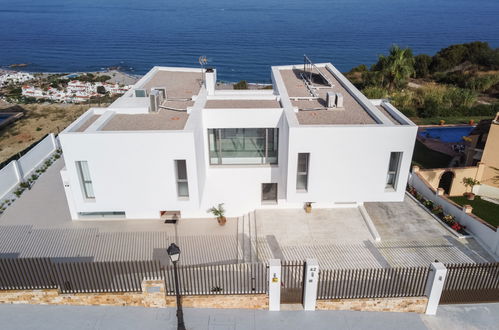 Foto 45 - Casa con 5 camere da letto a Manilva con piscina privata e vista mare