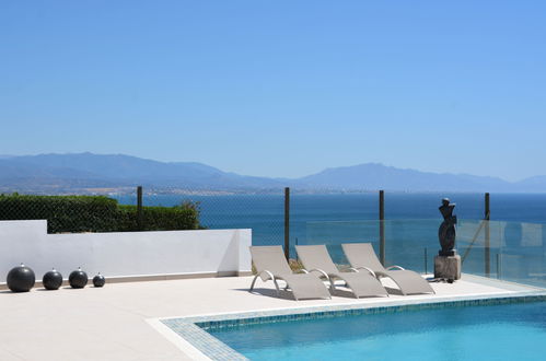 Photo 40 - Maison de 5 chambres à Manilva avec piscine privée et vues à la mer