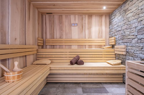 Foto 1 - Appartamento con 2 camere da letto a La Plagne Tarentaise con sauna e vasca idromassaggio