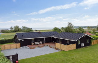 Photo 3 - 4 bedroom House in Juelsminde with terrace and sauna