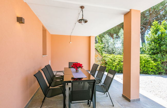 Casa de 3 quartos em Cecina com piscina privada e jardim - Foto 8