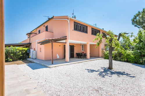 Photo 9 - 2 bedroom House in Cecina with private pool and sea view