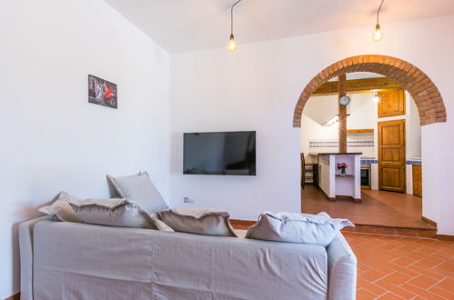 Photo 11 - 2 bedroom House in Cecina with private pool and sea view