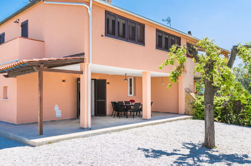 Foto 45 - Casa de 2 quartos em Cecina com piscina privada e vistas do mar