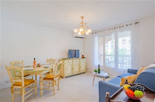 Foto 2 - Apartamento de 1 quarto em Fréjus com vistas do mar