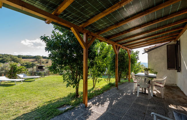 Casa de 3 quartos em Scansano com terraço e banheira de hidromassagem - Foto 3