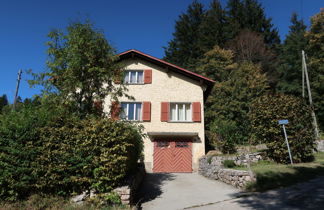 Photo 1 - 4 bedroom Apartment in Sainte-Croix with garden and mountain view