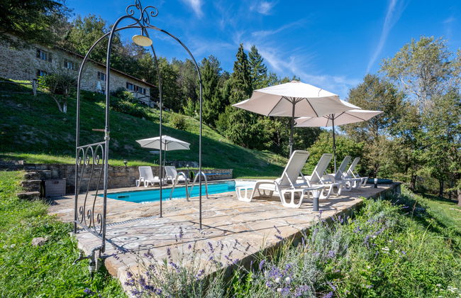Apartamento de 2 quartos em Monastero Bormida com piscina e jardim - Foto 1