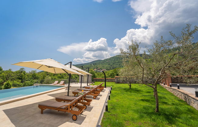 Casa de 4 quartos em Opatija com piscina privada e jardim - Foto 25
