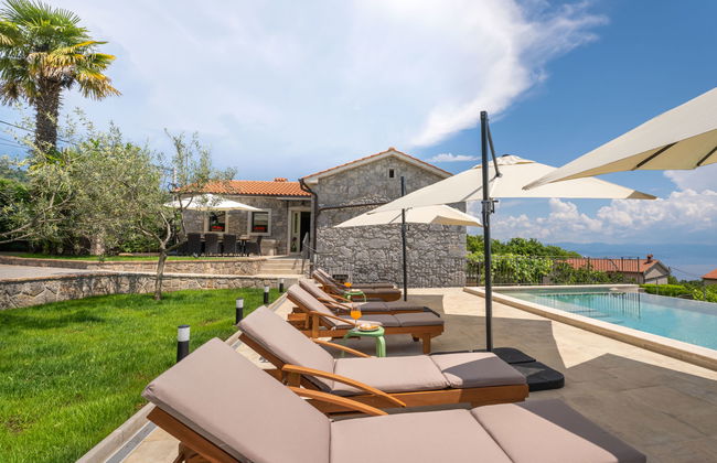 Casa de 4 quartos em Opatija com piscina privada e jardim - Foto 23