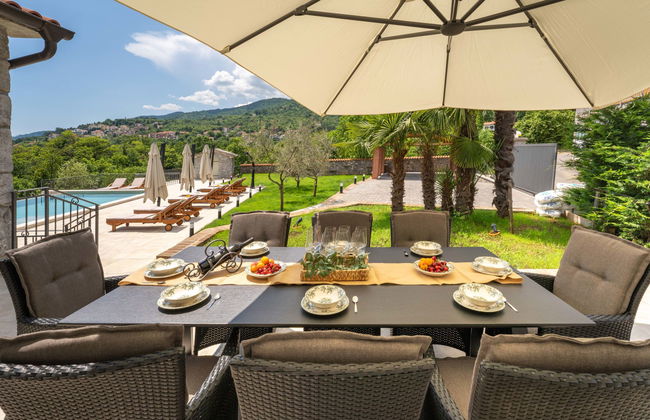 Casa de 4 quartos em Opatija com piscina privada e jardim - Foto 3