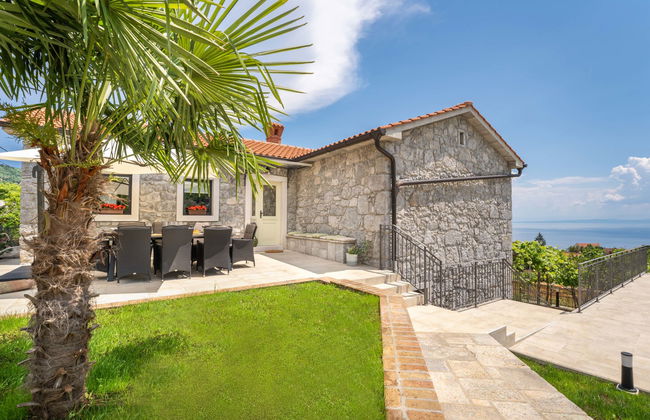 Casa de 4 quartos em Opatija com piscina privada e jardim - Foto 1