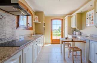 Photo 3 - 4 bedroom House in Roquebrune-sur-Argens with private pool and garden