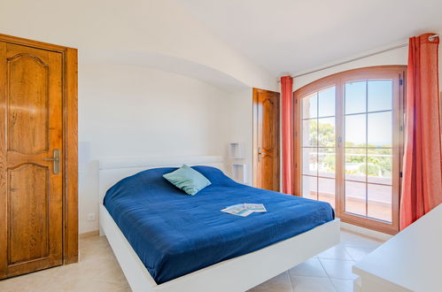 Foto 21 - Casa con 4 camere da letto a Roquebrune-sur-Argens con piscina privata e vista mare