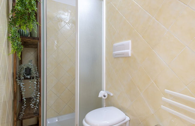 Apartamento de 2 quartos em Badesi com piscina e jardim - Foto 19