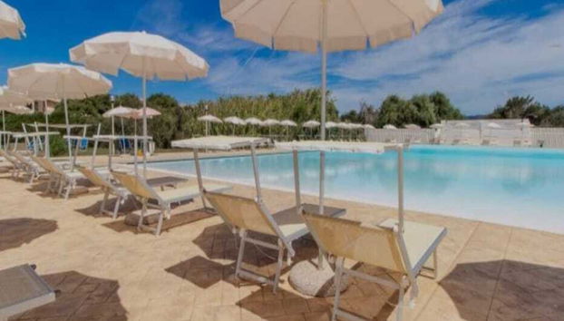 Appartamento con 2 camere da letto a Badesi con piscina e giardino - Foto 5