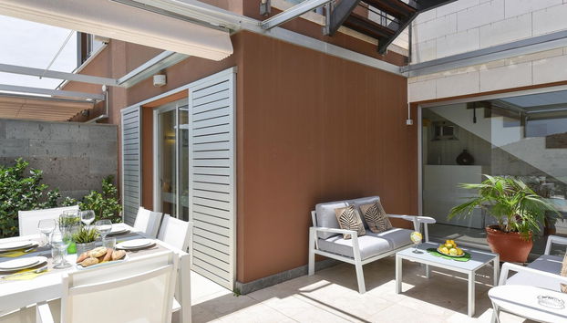 2 bedroom House in San Bartolomé de Tirajana with private pool and garden - Photo 4