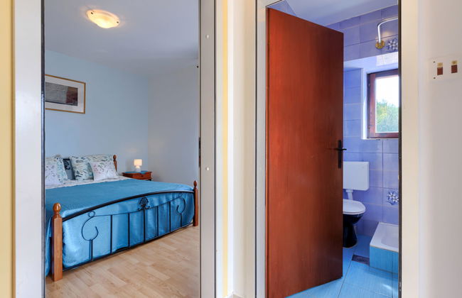 Apartamento de 2 quartos em Labin com jardim e terraço - Foto 23