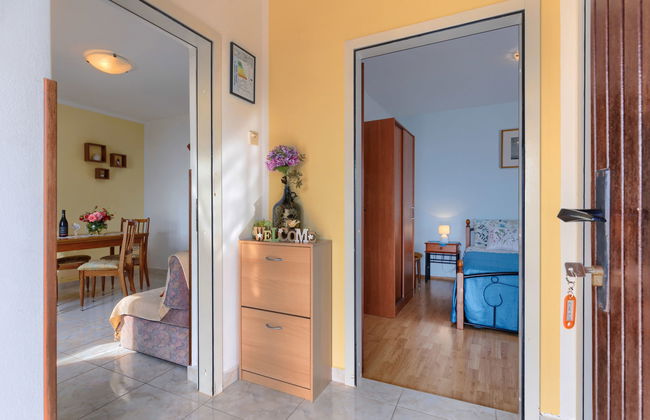 Apartamento de 2 quartos em Labin com jardim e terraço - Foto 11