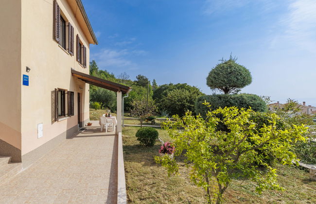 Apartamento de 2 quartos em Labin com jardim e terraço - Foto 20