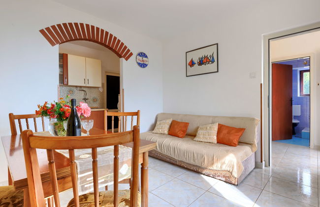 Apartamento de 2 quartos em Labin com jardim e terraço - Foto 17