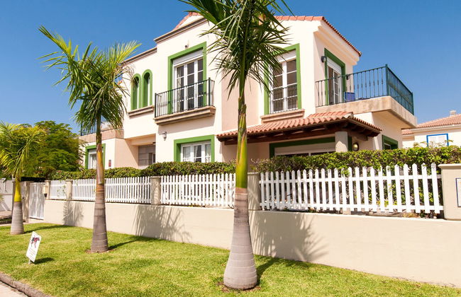 4 bedroom House in San Bartolomé de Tirajana with swimming pool and garden - Photo 19