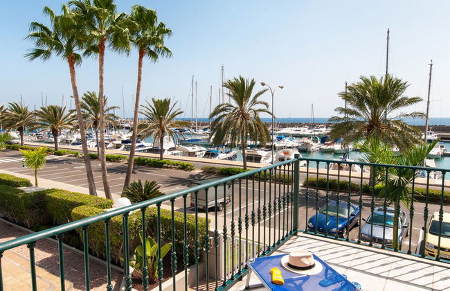 4 bedroom House in San Bartolomé de Tirajana with swimming pool and garden - Photo 15