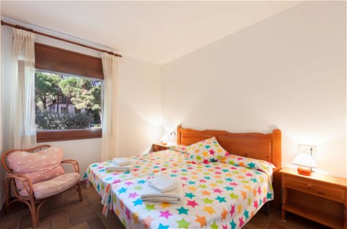 Foto 4 - Appartamento con 3 camere da letto a Pals con giardino e vista mare