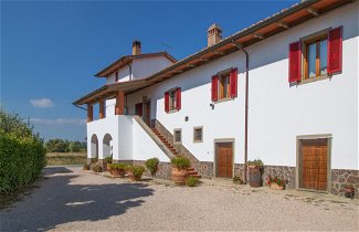 Photo 1 - 3 bedroom Apartment in Cortona with swimming pool and garden