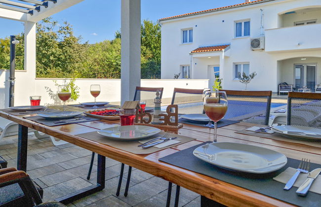 Casa de 6 quartos em Crikvenica com piscina privada e jardim - Foto 32