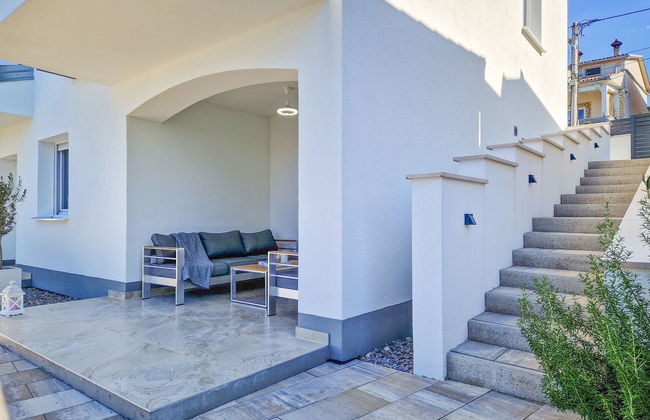 Casa de 6 quartos em Crikvenica com piscina privada e jardim - Foto 17