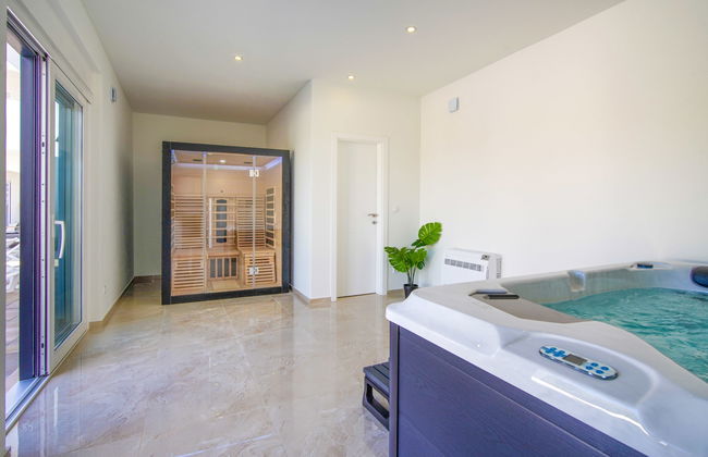 Casa de 6 quartos em Crikvenica com piscina privada e jardim - Foto 4