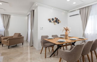 Photo 2 - Maison de 6 chambres à Crikvenica avec piscine privée et jardin