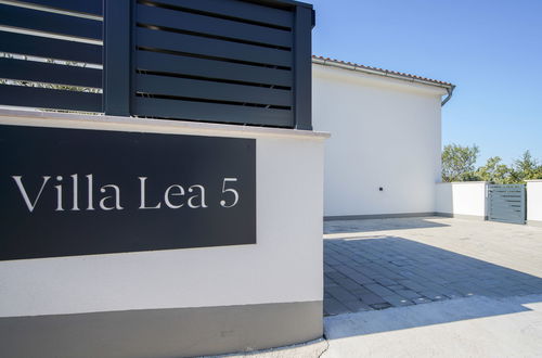 Photo 54 - 6 bedroom House in Crikvenica with private pool and garden