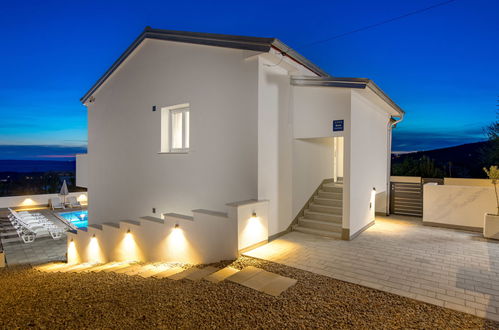 Photo 50 - Maison de 4 chambres à Crikvenica avec piscine privée et jardin