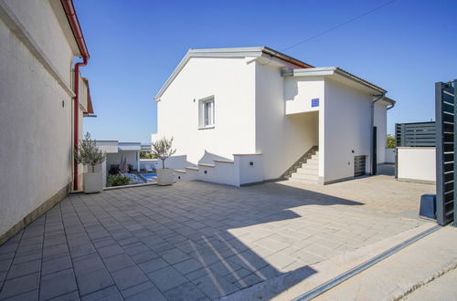 Photo 55 - 6 bedroom House in Crikvenica with private pool and garden