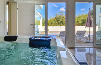 Photo 2 - 6 bedroom House in Crikvenica with private pool and garden