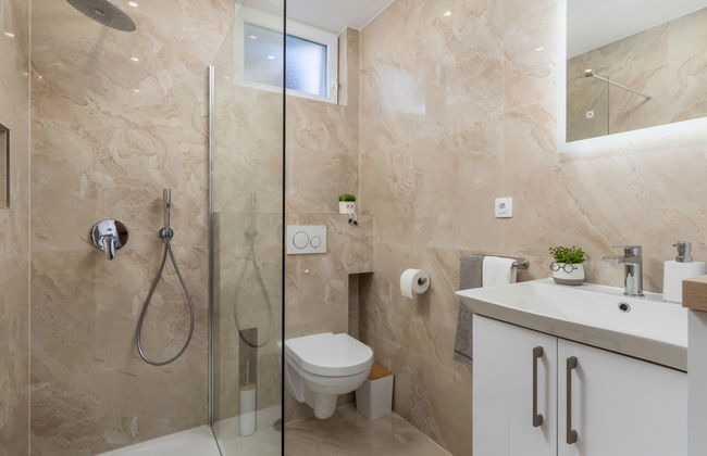 Casa de 6 quartos em Crikvenica com piscina privada e jardim - Foto 51