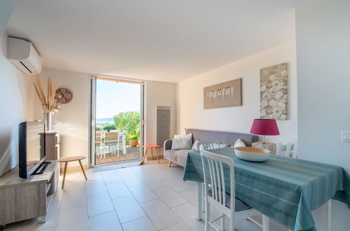 Foto 5 - Apartamento de 2 quartos em Cavalaire-sur-Mer com piscina e jardim