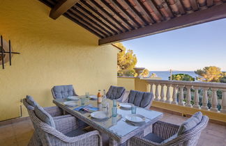 Foto 3 - Haus mit 4 Schlafzimmern in Roquebrune-sur-Argens mit privater pool und blick aufs meer