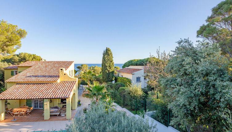 Foto 1 - Haus mit 4 Schlafzimmern in Roquebrune-sur-Argens mit privater pool und blick aufs meer